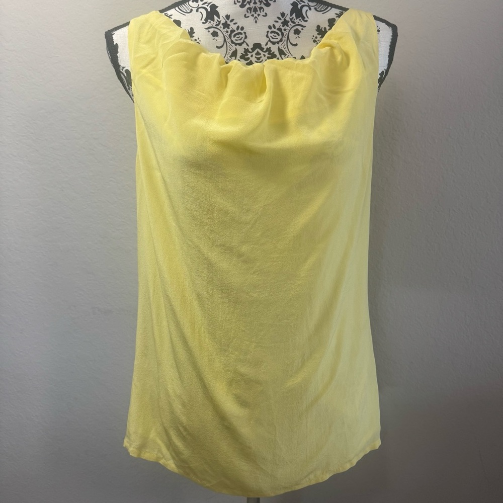 Women's Sleeveless Top Size 10 M Medium Yellow Lined Lightweight TEGAN